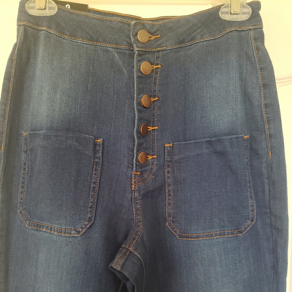 Jeans - Picture 2 of 6